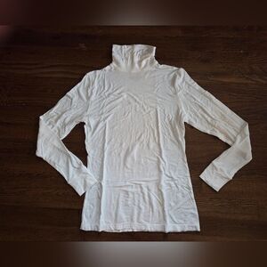 Warm Essentials By Cuddl Duds Medium White Base Layer Top